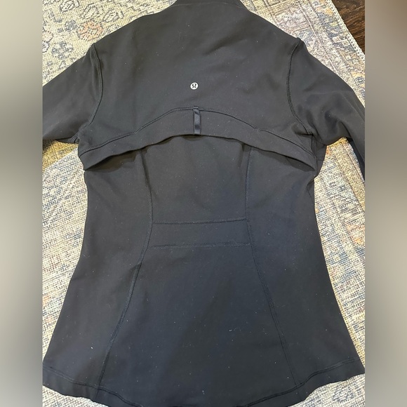 Lululemon Define Jacket - Picture 4 of 4